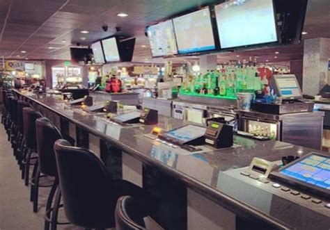 siegel slots suites sports betting|Siegel Slots and Suites Casino Hotel, Las Vegas .